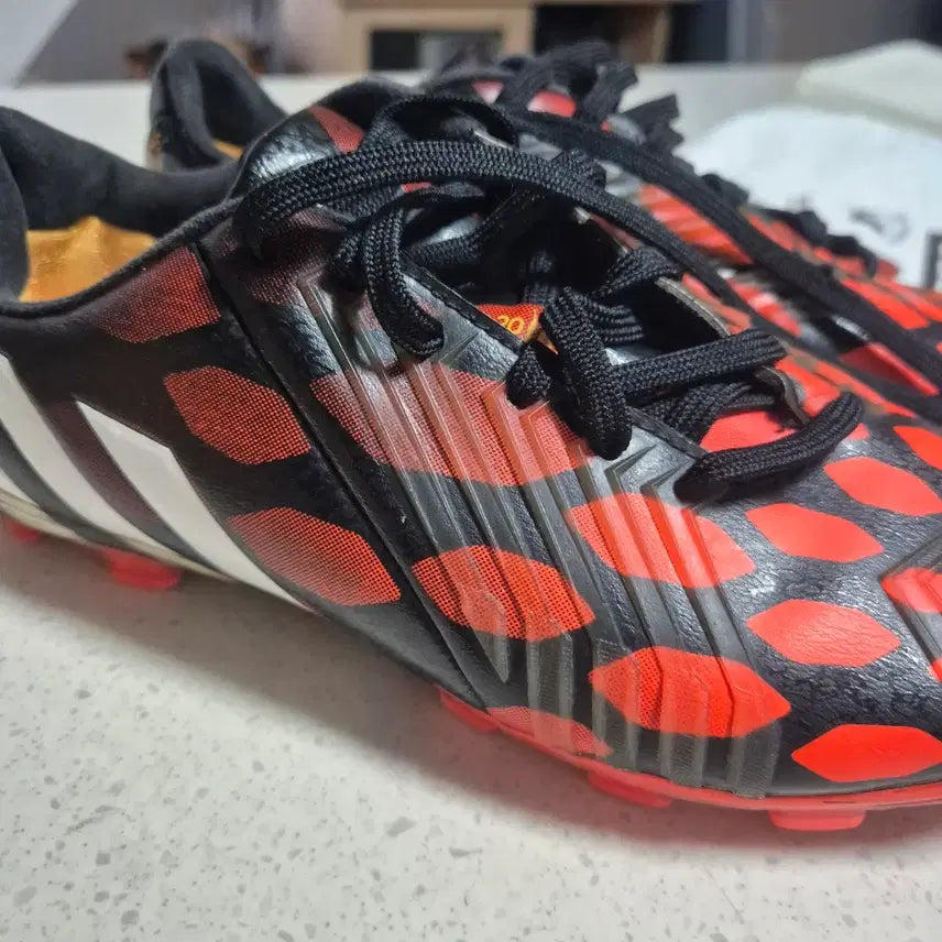 [BUNJANG] Adidas Football Boots Size 230 / 아디다스 축구화