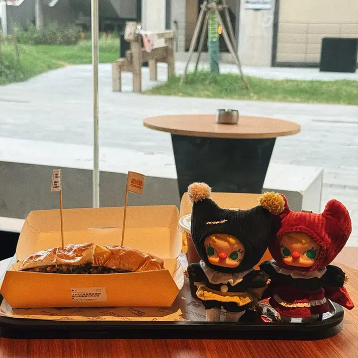 [BUNJANG] Pop Mart WHY SO SERIOUS Series Molly (Set of 2) / 팝마트 WHY SO SERIOUS 시리즈  molly 2개