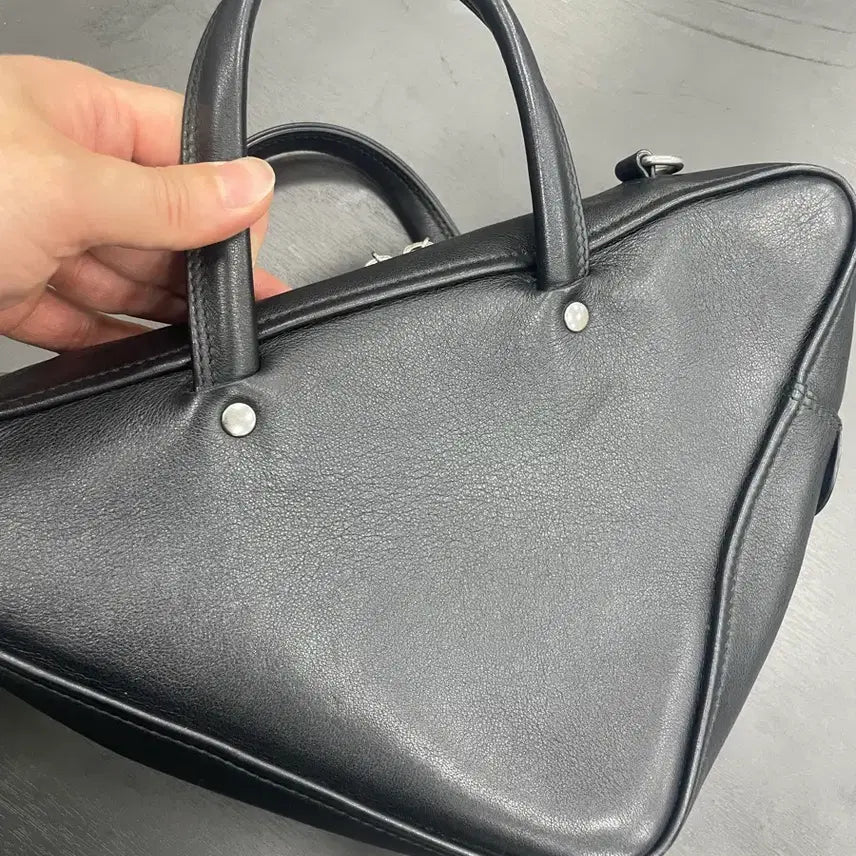[BUNJANG] Balenciaga Triangle Two-Way Bag / 발렌시아가 트라이앵글 투웨이백