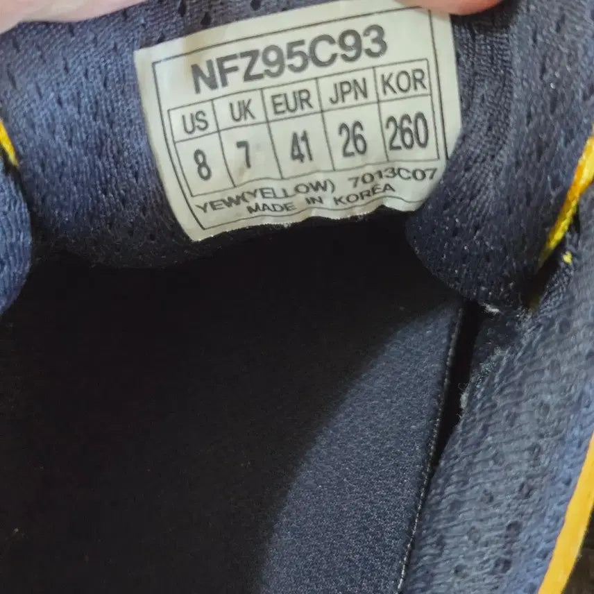 [BUNJANG] The North Face Yellow Trail Running Shoes / 노스페이스 옐로우 트레일 러닝화
