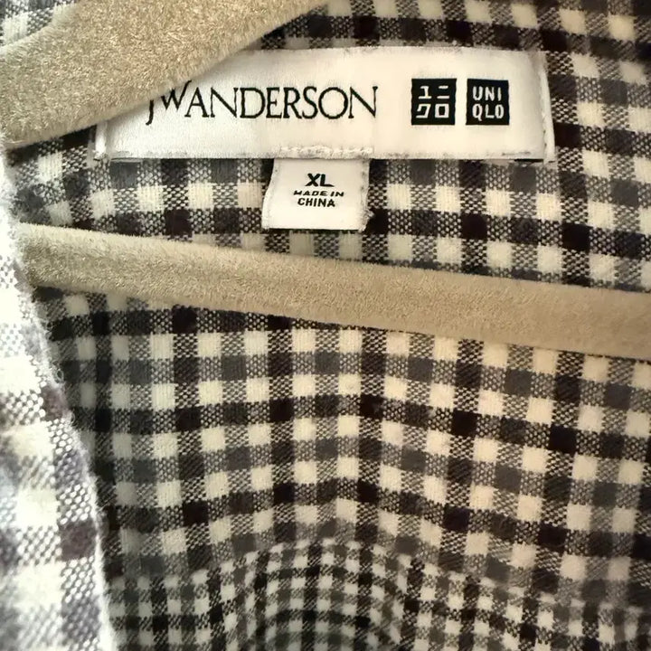 [BUNJANG] Uniqlo JW Anderson Checkered Shirt / 유니클로 jw앤더슨 체크 셔츠