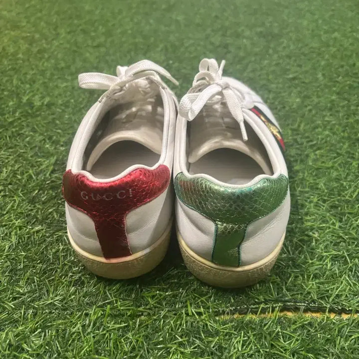 [BUNJANG] Gucci Ace Sneakers White Bee Embroidery / 구찌 에이스 스니커즈 화이트 꿀벌 자수