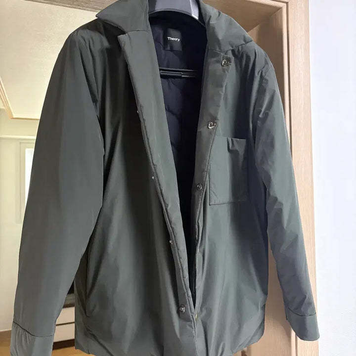 [BUNJANG] Theory Padded Jacket Khaki L / 띠어리 패딩 카키 / L 사이즈(100) /