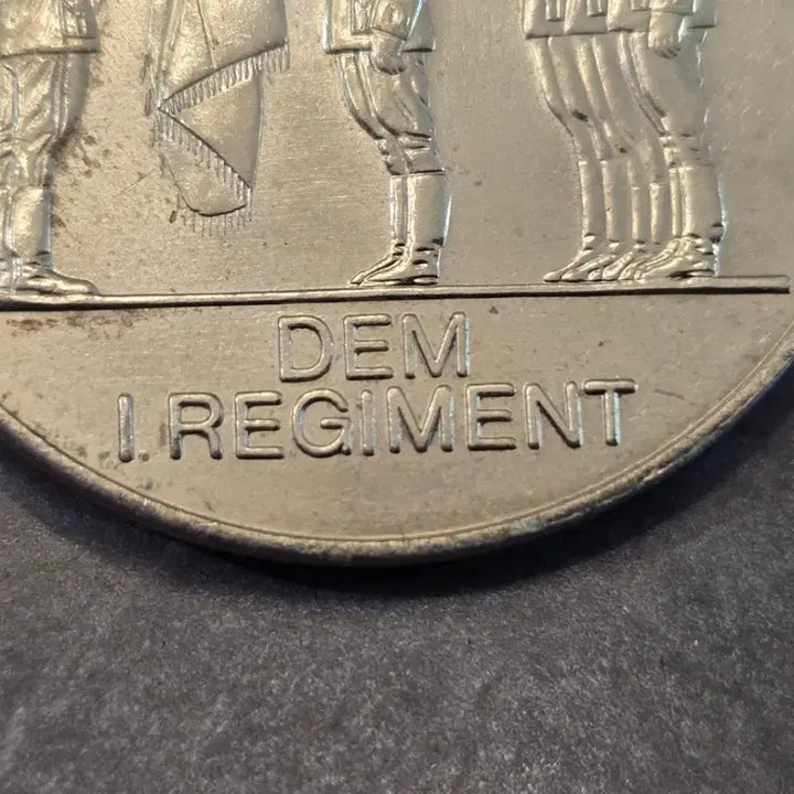 [BUNJANG] German Democratic Republic 30th Anniversary Commemorative Medal / 동독 (독일민주공화국) 30주년 기념 메달