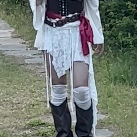 [BUNJANG] Cowgirl Pirate Costume Rental / 카우걸 해적 대여