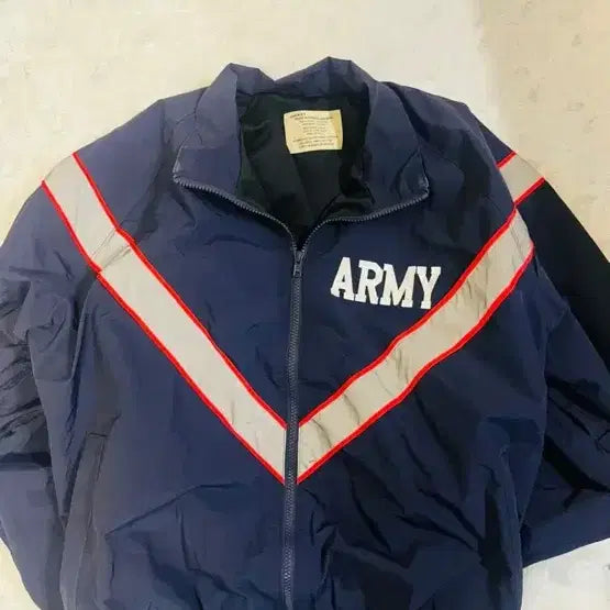 [BUNJANG] Ymclky ARMY Seong Yo-han T-Shirt / 외모지상주의 성요한 Ymclky ARMY