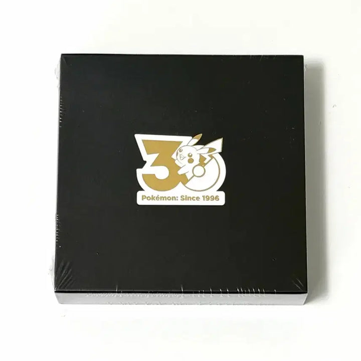 [BUNJANG] Pokemon 30th Anniversary Badge Korean Limited Edition (Sealed) / 5월 포켓몬스터 30주년 뱃지/ 한국 한정판 (미개봉)