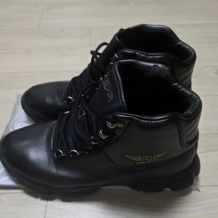 [BUNJANG] ESR Walker Shoes / ESR 워커