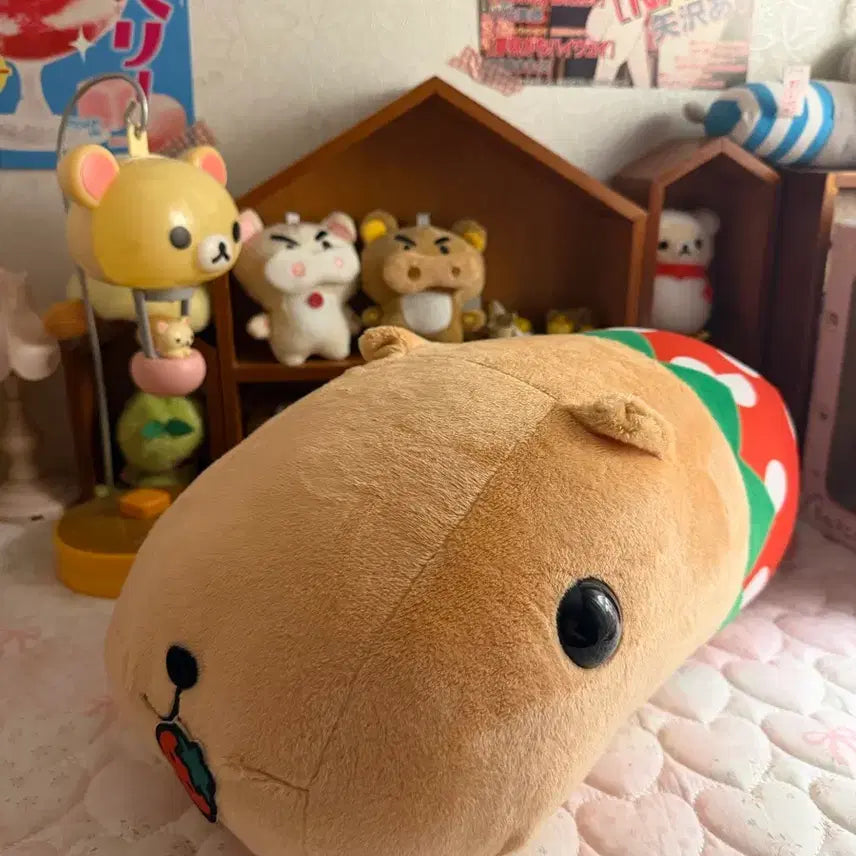 [BUNJANG] Large Strawberry Capybara Plush Toy / 딸기 카피바라상 대형