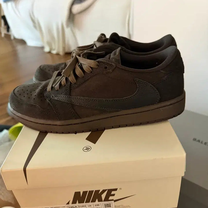 [BUNJANG] Air Jordan 1 Travis Scott Velvet Brown Sneakers / 조던1 트레비스 스캇 벨벳 브라운