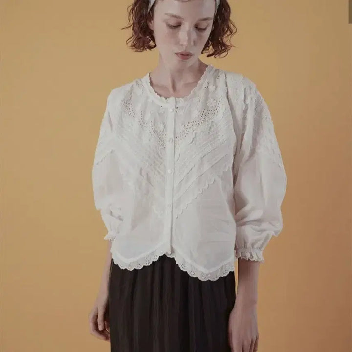 [BUNJANG] Without Summer Antique Garden Blouse / 위드아웃썸머 앤티크 가든 블라우스