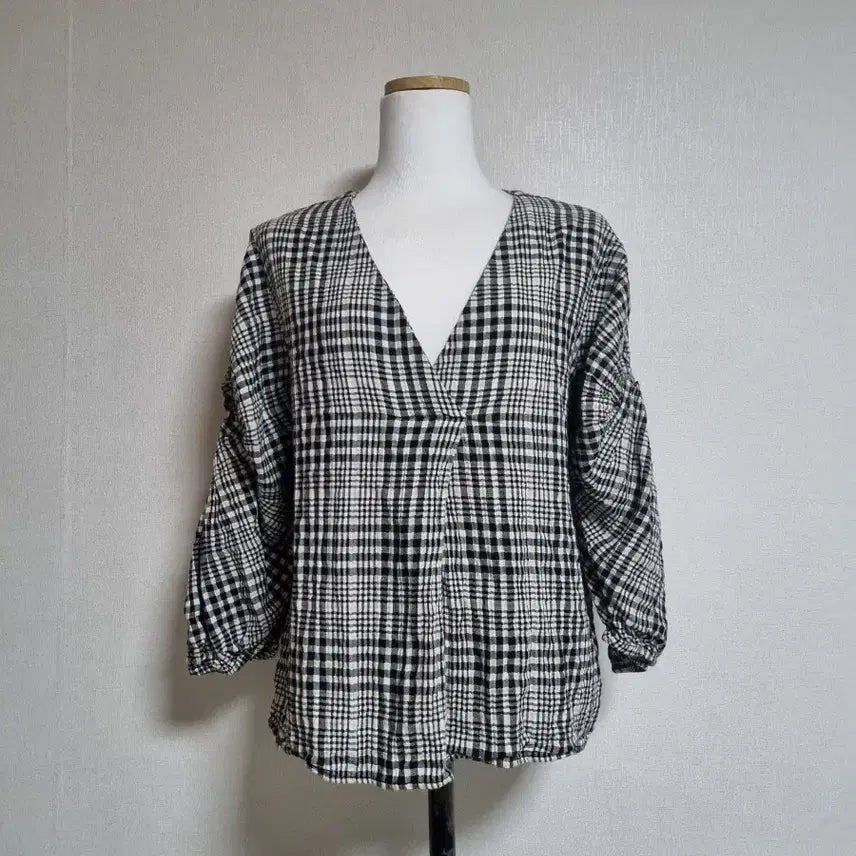 [BUNJANG] Zara Twisted Sleeve Check Blouse / BL143 자라 꼬임소매체크블라우스