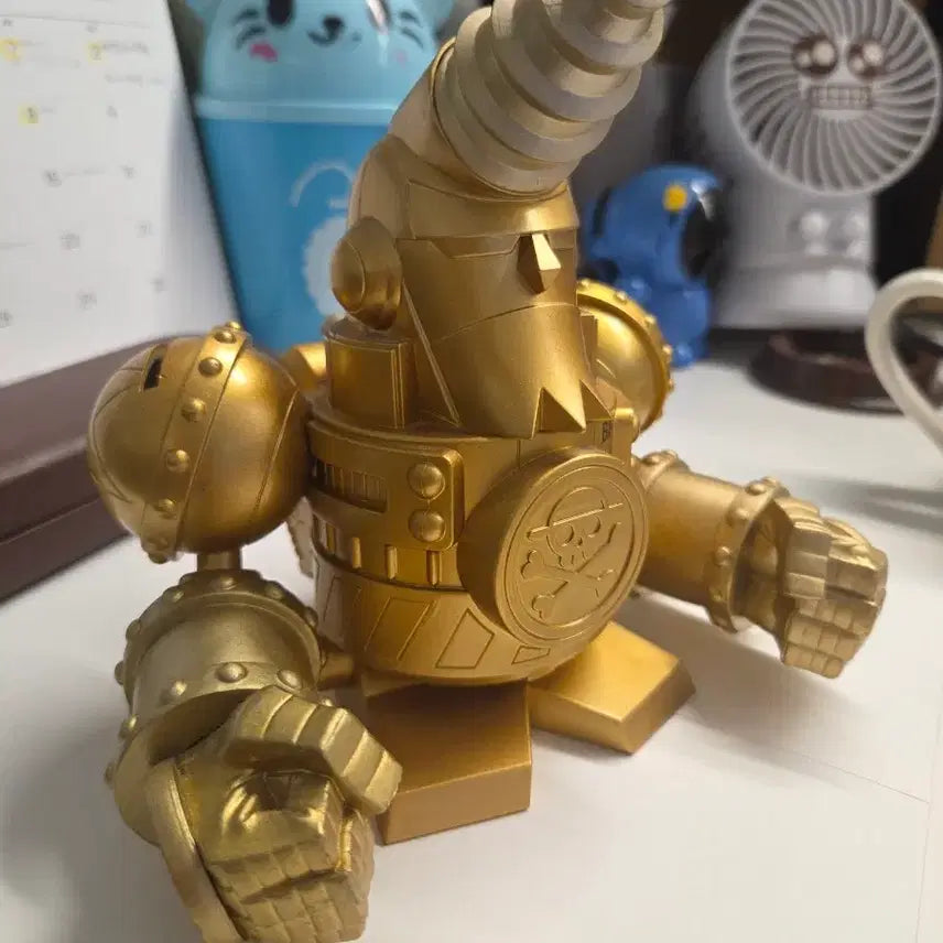 [BUNJANG] One Piece Franky General Gold Coin Bank Figure (No Box) / 원피스 프랑키 장군 골드 저금통 피규어(노박스)