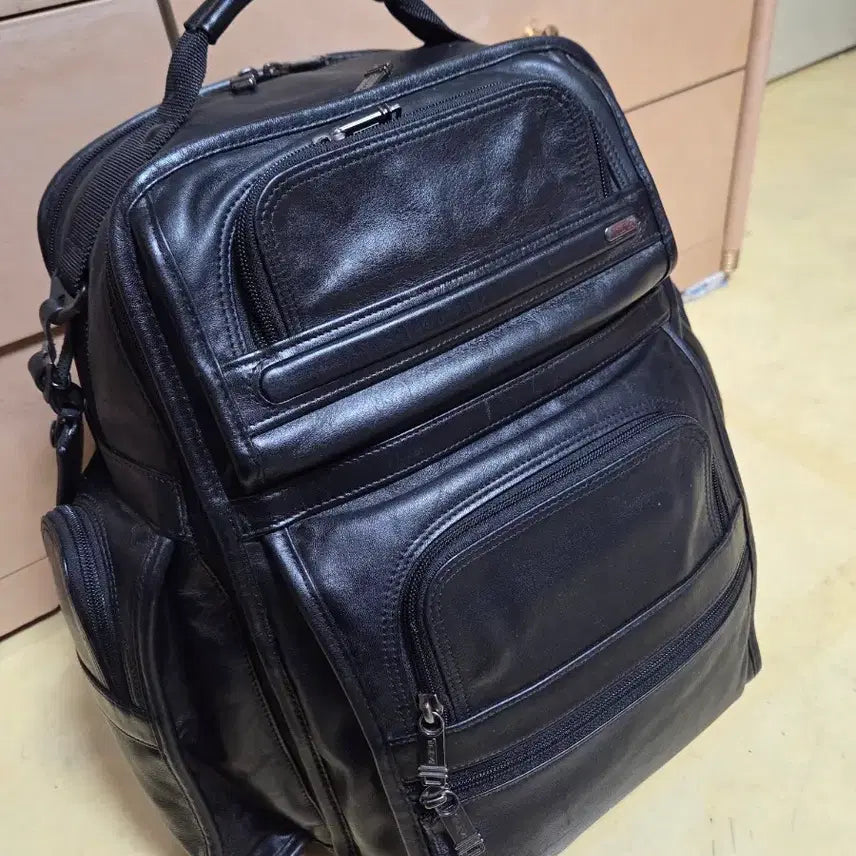 [BUNJANG] Tumi Alpha Bravo T-Pass Laptop Business Class Briefpack Leather / 투미 정품 알파 티패스 랩탑 비즈니스 클래스 브리프팩 레더