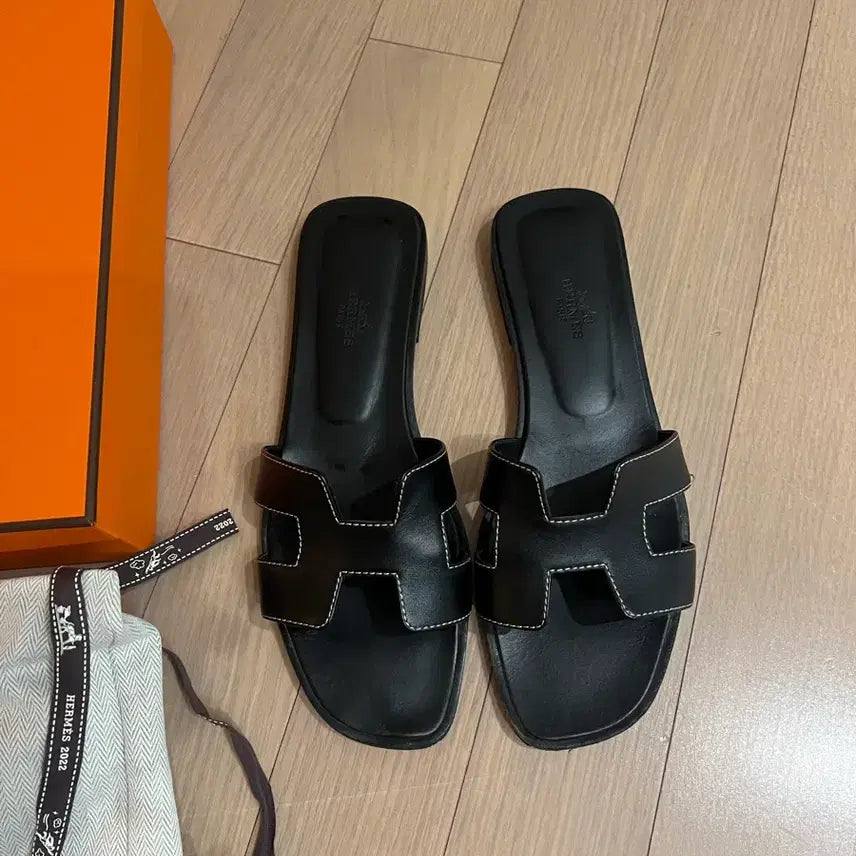 [BUNJANG] Hermes Oran Sandals Black Size 38.5 / 에르메스 오란 블랙 38.5