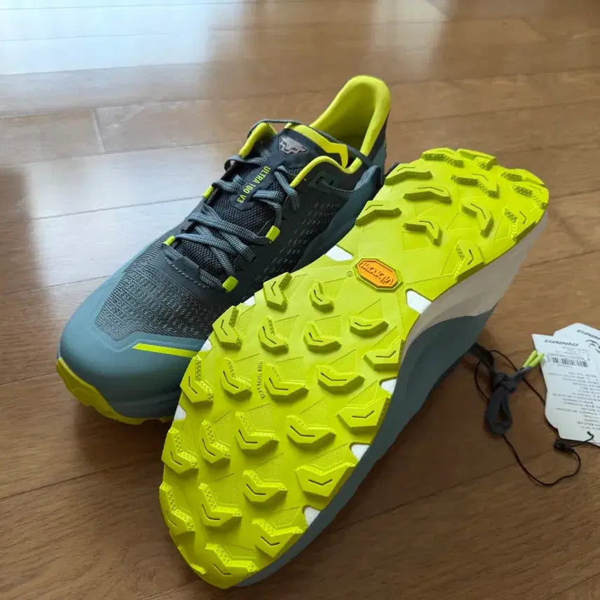 [BUNJANG] Dynafit Ultra 100 V3 Trail Running Shoes Size 275 / 새거 다이나핏 울트라 100 V3 트레일 러닝화 275 사이즈 입니다