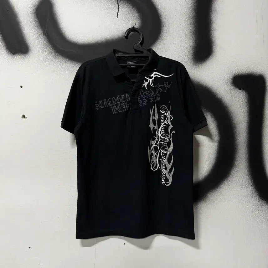 [BUNJANG] Vintage Oriental Rock Goth Punk Full Printing Short Sleeve Polo T-Shirt / VTG 빈티지 오리엔탈 락 고스 펑크 풀 프린팅 반팔 카라티셔츠