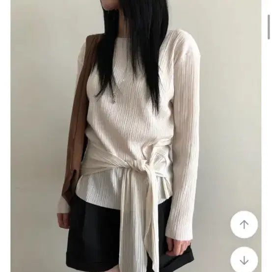 [BUNJANG] Our First Store Strap Blouse / 아워프 스트랩 블라우스