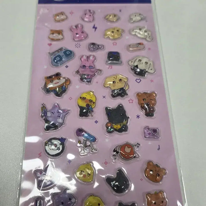 [BUNJANG] Ateez in Color Popup 3D Sticker (Seonghwa Photocard Included) / 애니티즈 in 컬러 팝업 입체스티커(성화포카O)