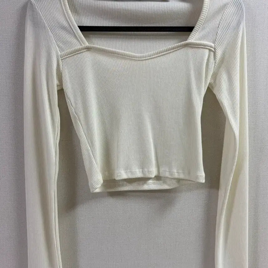 [BUNJANG] Square Crop Ribbed Long Sleeve T-Shirt / (새상품) 스퀘어 크롭 골지 긴팔티