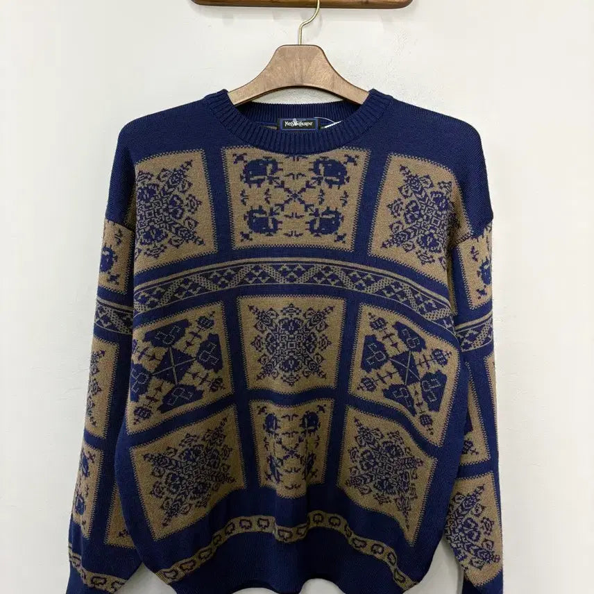 [BUNJANG] Yves Saint Laurent Vintage Pattern Knit Sweater / 입생로랑 빈티지 패턴 니트 스웻터 A3853