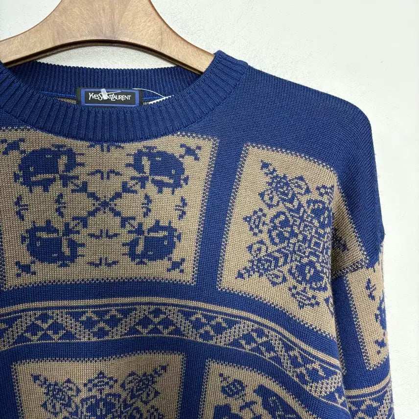 [BUNJANG] Yves Saint Laurent Vintage Pattern Knit Sweater / 입생로랑 빈티지 패턴 니트 스웻터 A3853