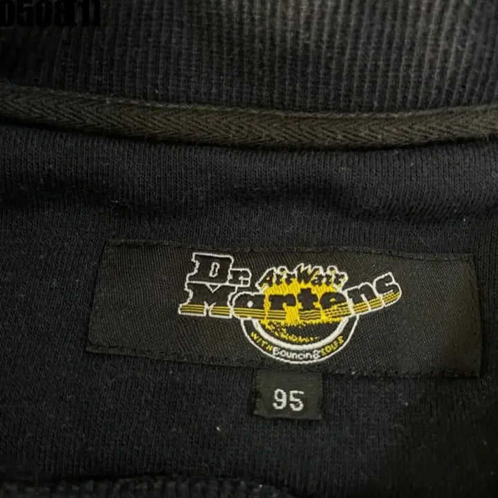 [BUNJANG] Dr. Martens Black Printing Sweatshirt T-shirt / 닥터마틴 블랙 프린팅 맨투맨 티셔츠