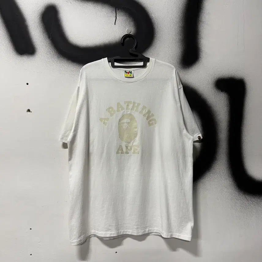 [BUNJANG] BAPE College Printing Short Sleeve T-Shirt / 정품 베이프 컬리지 프린팅 반팔 티셔츠