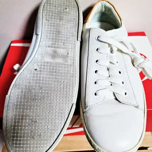 [BUNJANG] Vanessa Bruno Leather Sneakers / 바네사브루노 가죽스니커즈 230  s43