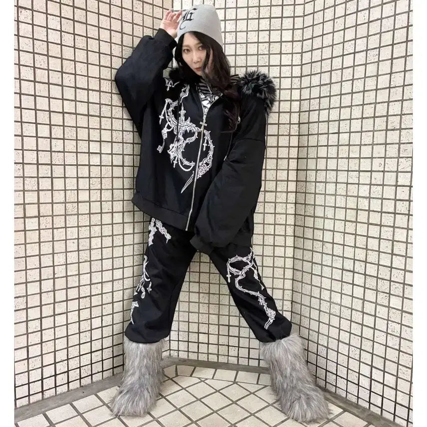 [BUNJANG] Volcan Cross Chain Print Fur Hooded Zip-Up Parka / volcan 볼칸 크로스 체인 프린트 퍼 후드집업 파카
