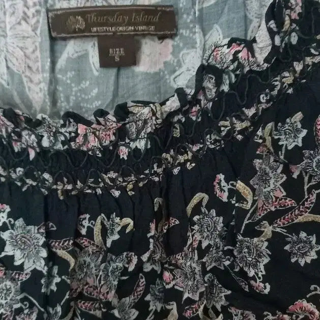 [BUNJANG] Thursday Island Off-Shoulder Floral Print Long Dress (Size S) / 써스데이아일랜드 오프숄더 원피스 s