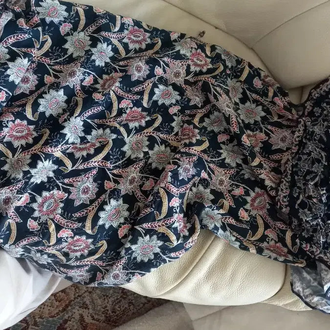 [BUNJANG] Thursday Island Off-Shoulder Floral Print Long Dress (Size S) / 써스데이아일랜드 오프숄더 원피스 s