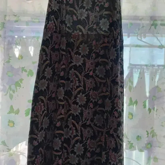 [BUNJANG] Thursday Island Off-Shoulder Floral Print Long Dress (Size S) / 써스데이아일랜드 오프숄더 원피스 s