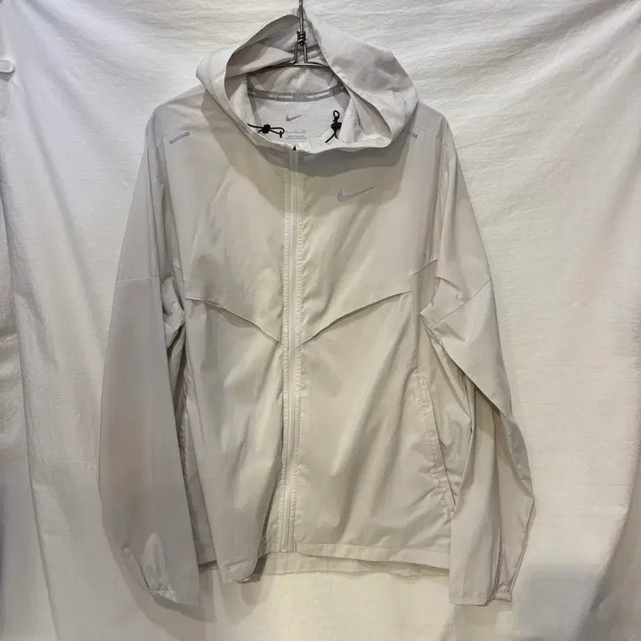 [SOLD OUT] 나이키 러닝 후드집업 바람막이 자켓