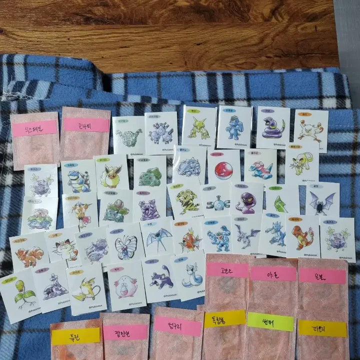 [BUNJANG] Pokemon Bread Stickers / 포켓몬 신빵 띠부씰