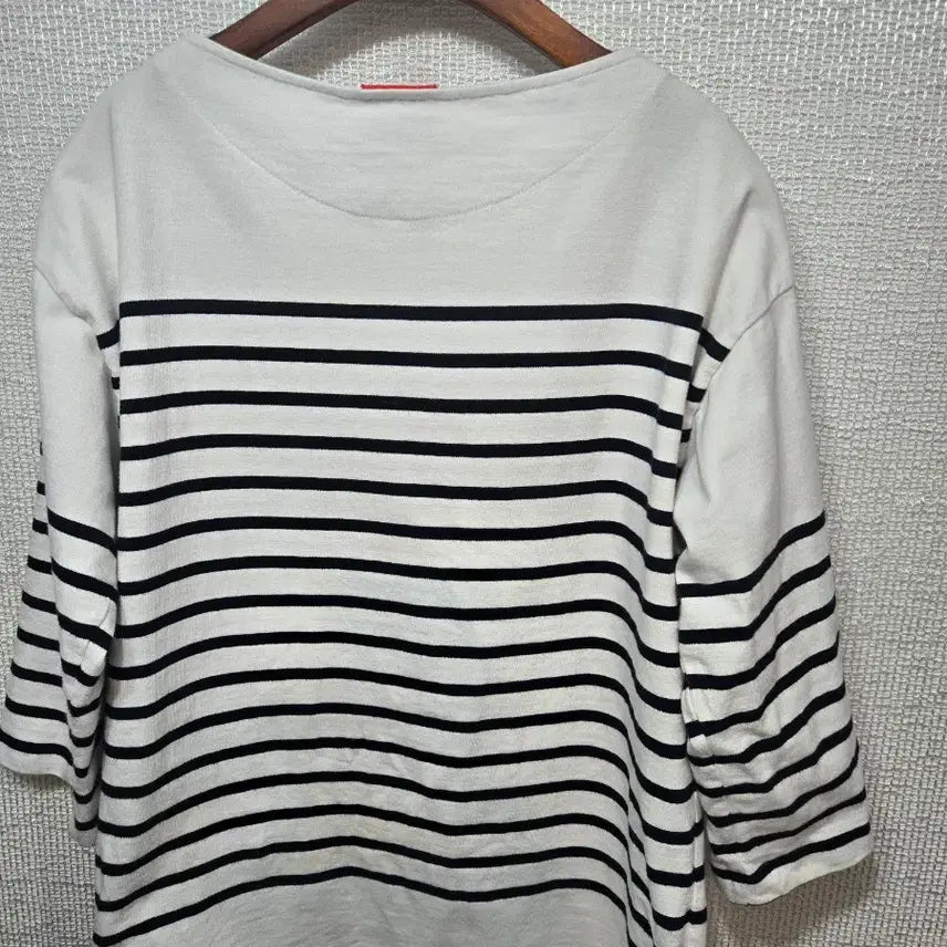[BUNJANG] LUCKY CHOUETTE Striped T-Shirt Free Size / 럭키슈에뜨 스트라이프티F