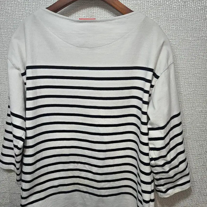 [BUNJANG] LUCKY CHOUETTE Striped T-Shirt Free Size / 럭키슈에뜨 스트라이프티F