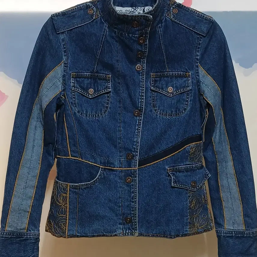 [BUNJANG] Oilily Embroidered Denim Jacket Blue / (38) 오일릴리 OILILY 데님 자수 청자켓