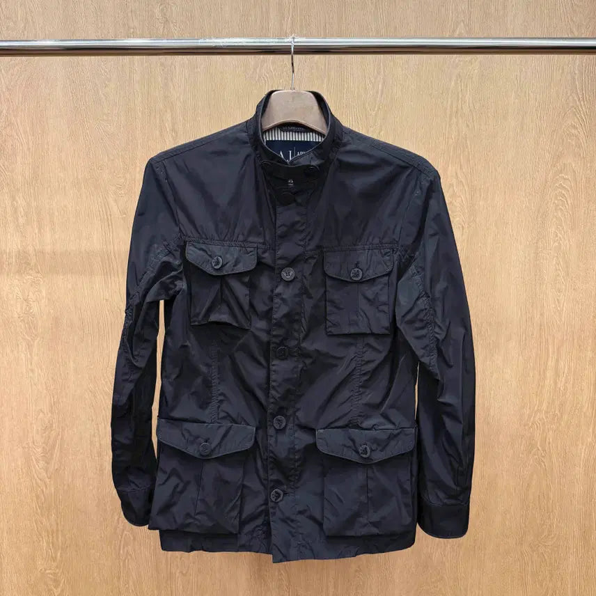 [BUNJANG] Giorgio Armani Jeans High Neck Field Jacket Black / 아르마니 진스 나일론 하이넥 필드 자켓 AJ 로고 각인 버튼 디테일 블랙