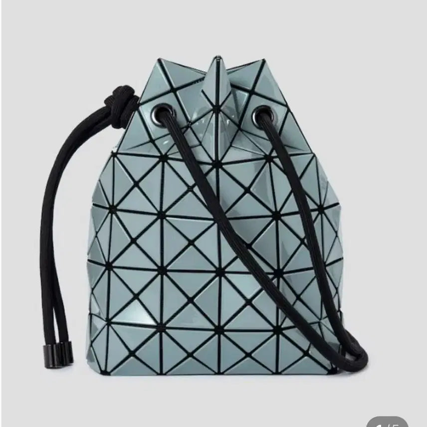 [SOLD OUT] 이세이미야케 바오바오 링 숄더백