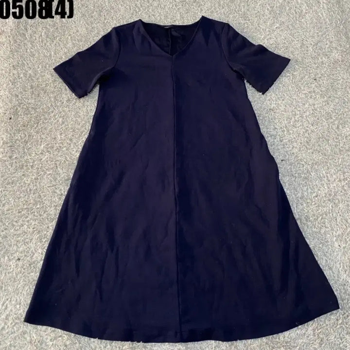 [BUNJANG] Navy V-Neck Short Sleeve Flare Dress - Size S / 네이비 V넥 반팔 플레어 원피스 s