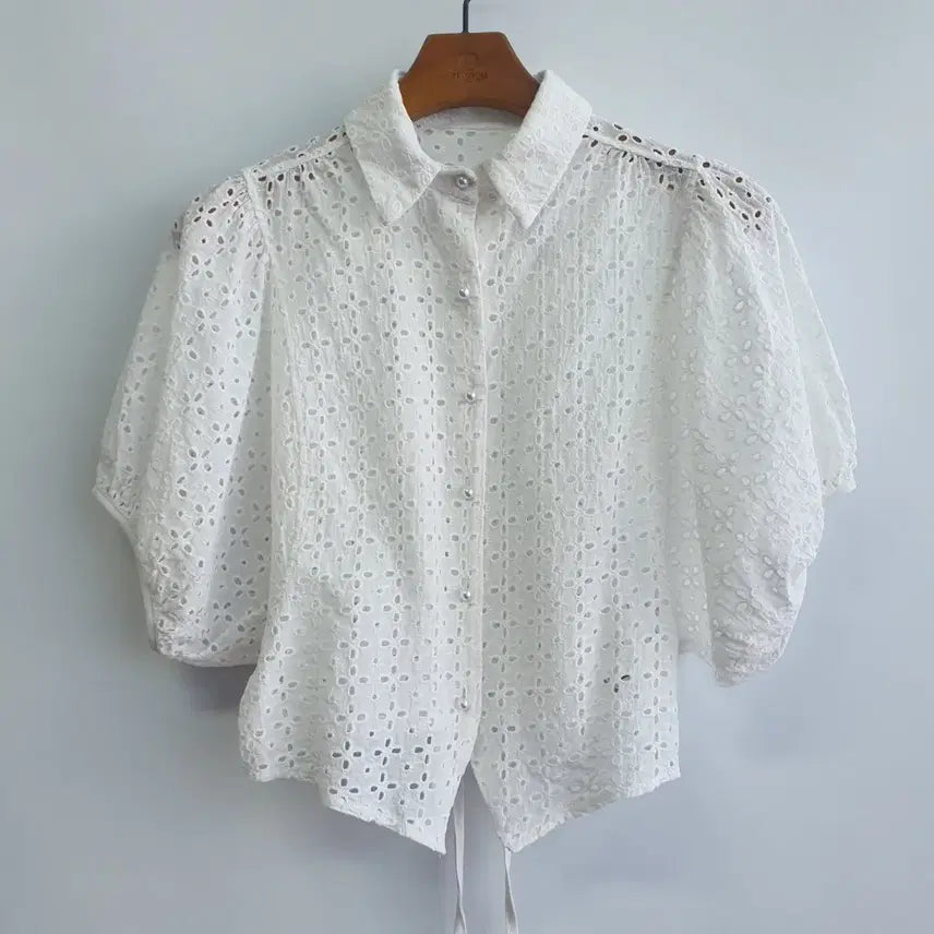 [BUNJANG] Punch Lace Blouse Shirt White / 1026 펀칭 레이스 블라우스 화이트 셔츠F