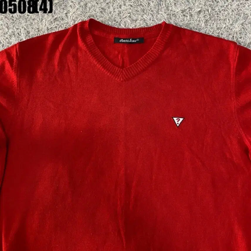 [BUNJANG] Guess Red V-Neck Knit M / 게스 g레드 브이넥 니트 m