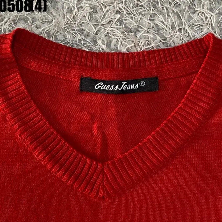 [BUNJANG] Guess Red V-Neck Knit M / 게스 g레드 브이넥 니트 m