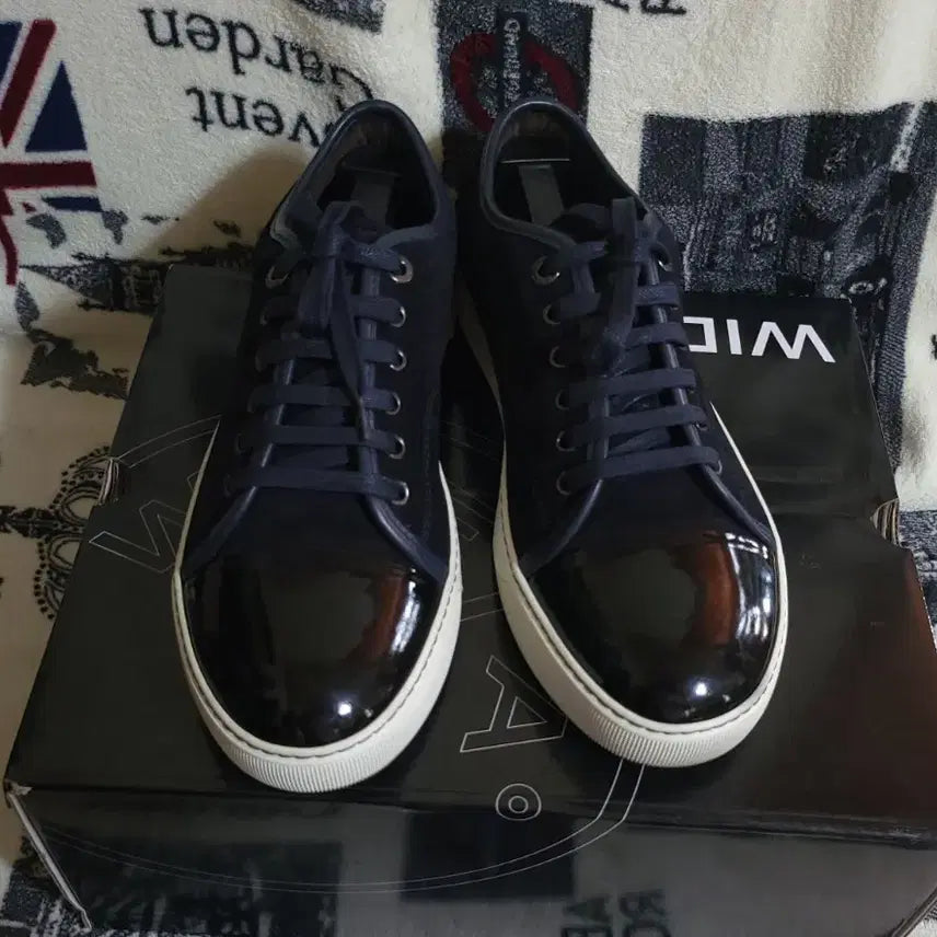 [BUNJANG] Lanvin Suede Enamel Sneakers Size 255-260 / 255~260) 랑방 스웨이드 스니커즈 에나멜