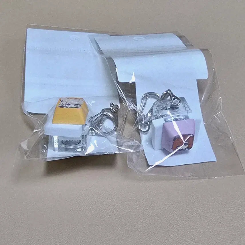 [BUNJANG] Felyca Levantine Arknights Endfield GS Collaboration Keyring / 펠리카 / 레바테인 명일방주 엔드필드 gs 콜라보 키링