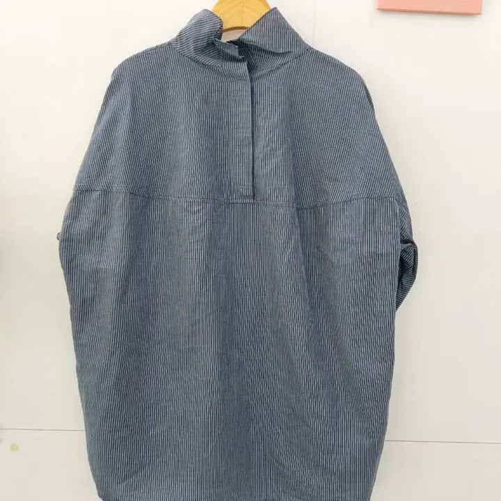 [BUNJANG] Time (Hansem) Striped Blouse Size 55 / 한섬 타임 스트라이프 블라우스 55