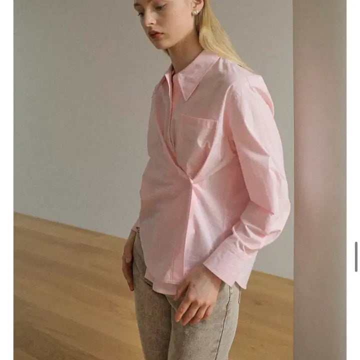 [BUNJANG] ON&amp;ON 23 Embroidery Point Shirt / 온앤온 23 자수포인트 셔츠 55