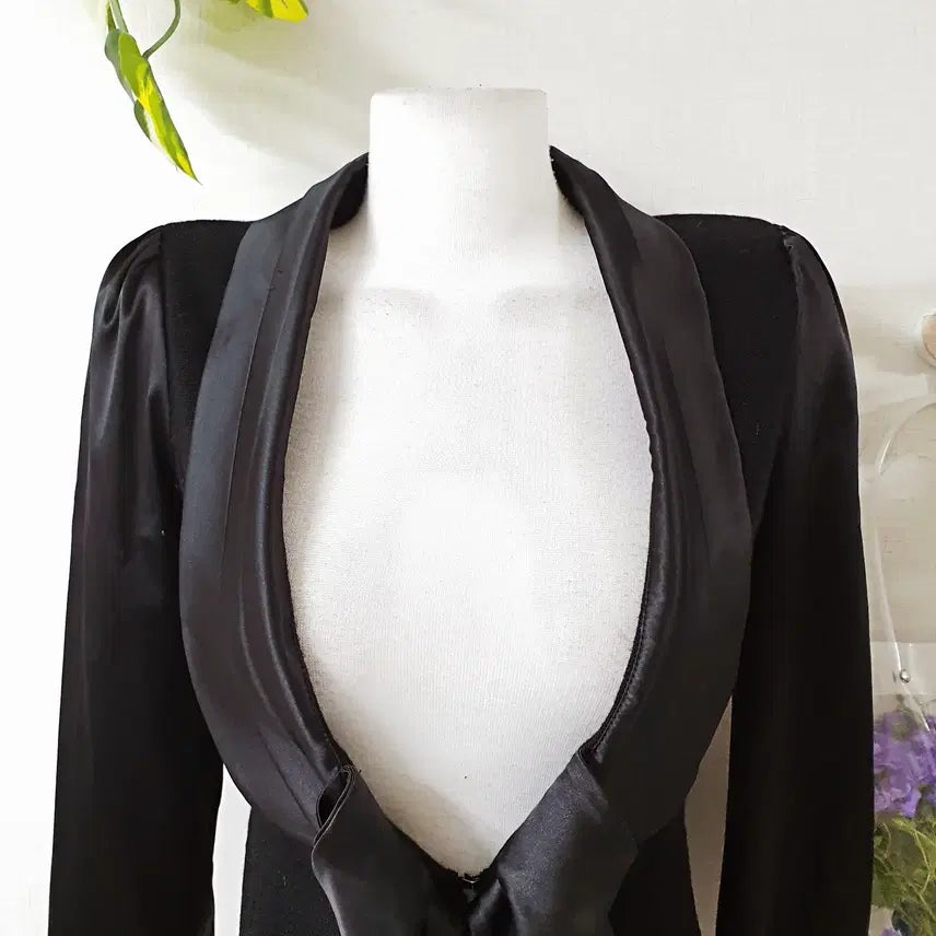 [BUNJANG] MOJO. S. FINE Satin Big Collar Cardigan Crop Jacket Black / 모조에스핀 새틴빅카라 가디건 크롭자켓 66 블랙