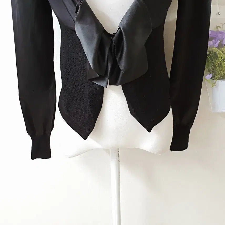 [BUNJANG] MOJO. S. FINE Satin Big Collar Cardigan Crop Jacket Black / 모조에스핀 새틴빅카라 가디건 크롭자켓 66 블랙